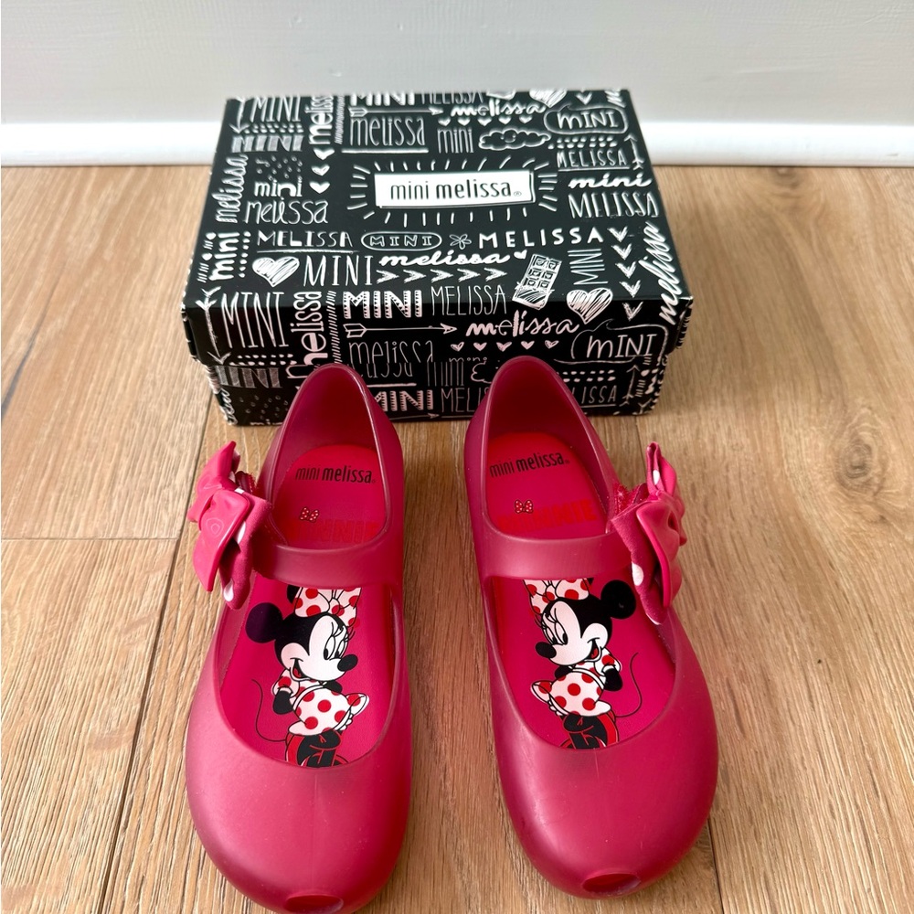 Mini Melissa Pink Dress Shoes with Mary Jane Design